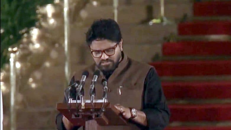 Babul Supriyo Takes Oath As Union Minister in PM Narendra Modi's Cabinet Babul Supriyo Takes Oath As Union Minister in PM Narendra Modi's Cabinet