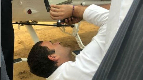 Rahul Gandhi Helps 'Fix' Helicopter, Shares Picture On Instagram
