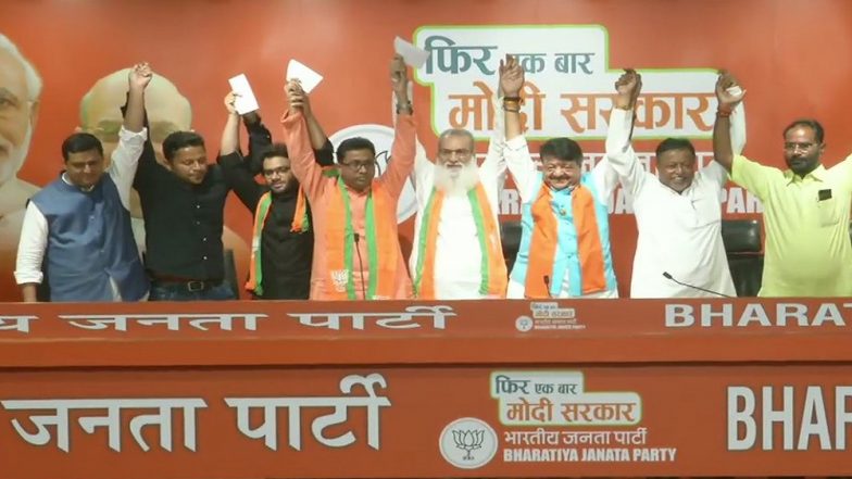 BJP Wave Continues in West Bengal Post Elections: Trinamool MLA Manirul Islam Jumps Ship Day After 3 Legislators Switched Ranks