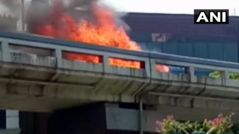 Gujarat: Car Catches Fire at Surat’s Sardar Bridge, No Casualties Reported