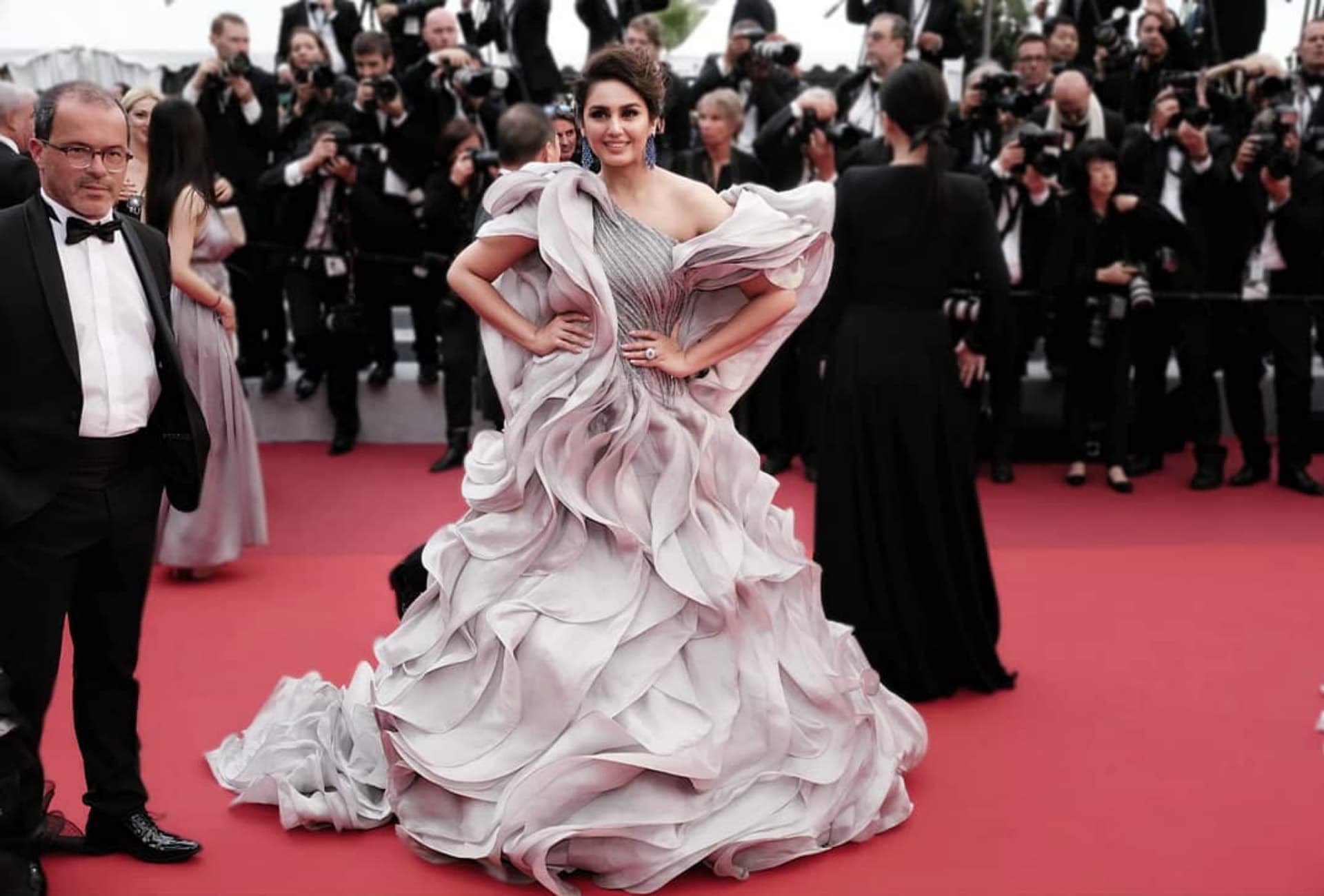 Huma in a Silver Mist Organza Multi-Layered Ruffled Gown With Brushstroke Embroidery by Gaurav Gupta. Huma in a Silver Mist Organza Multi-Layered Ruffled Gown With Brushstroke Embroidery by Gaurav Gupta.