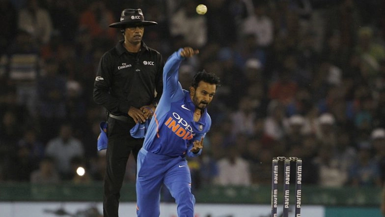 Kedar Jadhav Asks the Rain Gods to Pour in Drought-Ridden Maharashtra, As the CWC 2019 Game Between IND& NZ Gets Called Off (Watch Video)