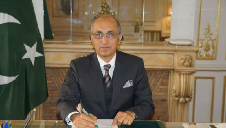 Moeen-ul-Haq Replaces Sohail Mahmood as Pakistan's New High Commissioner to India Moeen-ul-Haq Replaces Sohail Mahmood as Pakistan's New High Commissioner to India