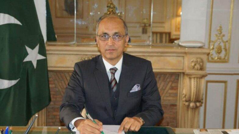 Moeen-ul-Haq Replaces Sohail Mahmood as Pakistan's New High Commissioner to India Moeen-ul-Haq Replaces Sohail Mahmood as Pakistan's New High Commissioner to India