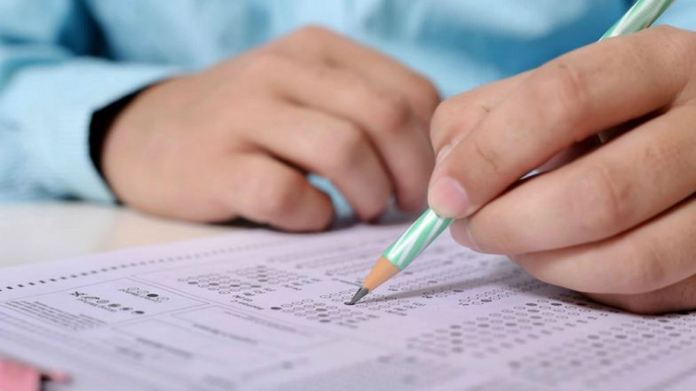 NTA NEET 2019 Exam Tomorrow: From Admit Card to Dress Code Things for Students to Remember Before Appearing in MBBS and Medical Entrance Test