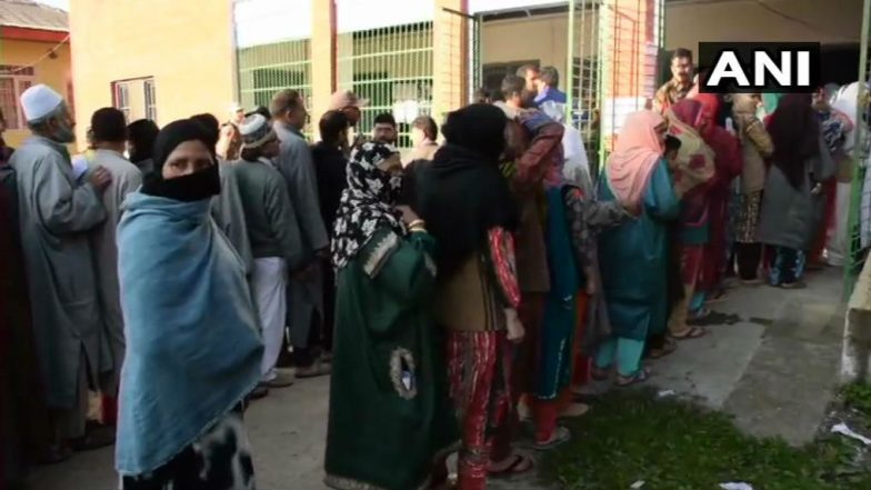 Lok Sabha Elections 2019 Phase 5: Militants Grenade Attack on Polling Station in Pulwama