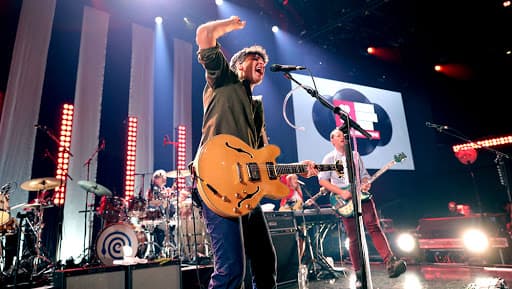 Vampire Weekend’s Album ‘Father of the Bride’ Tops the Billboard 200 Chart Vampire Weekend’s Album ‘Father of the Bride’ Tops the Billboard 200 Chart