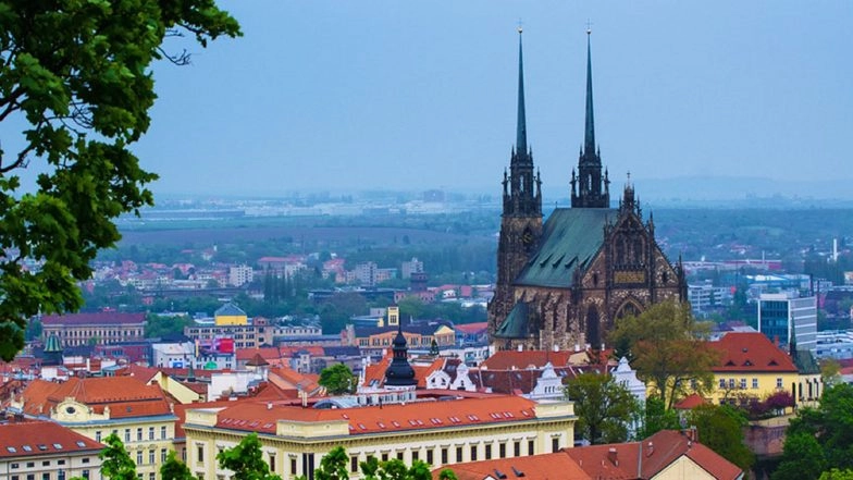 Tourism in European Union Plummeted 61% During COVID-19 Pandemic Year