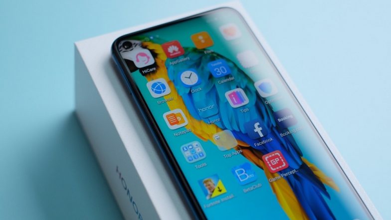 Honor 20 Pro Smartphone To Come With Punch Hole Display & Quad Rear Camera; To Be Launched on May 21 in London