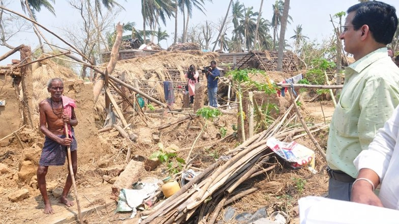 Odisha Man Lives in Toilet With Wife and Two Daughters After Cyclone Fani Destroys House, Family Forced to Defecate in Open