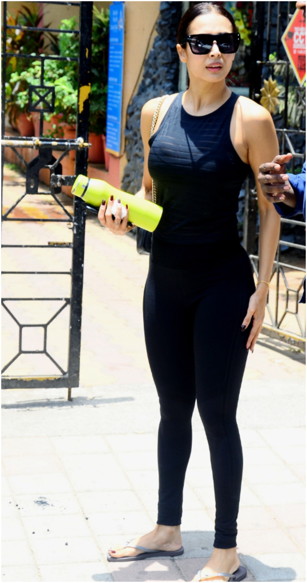 Neither Can The Hot Summers Stop Arora Sisters Malaika And Amrita From Hitting The Gym View Pics Latestly