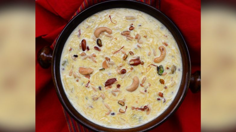Eid Al-Fitr 2019 Sheer Khurma Recipe: Here’s How to Make Rich Vermicelli Pudding at Home (Watch Video)