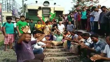Basirhat Bandh Today: BJP Workers Stage Protest on Railway Tracks; Law And Order Under Control, Says West Bengal Govt