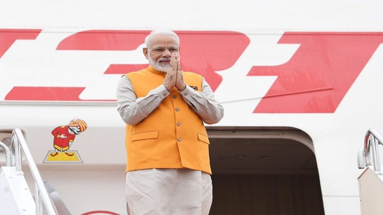 G20 Summit 2019 in Japan: PM Narendra Modi Welcomed by Indian Diaspora in Osaka, to Hold Meetings With Donald Trump, Shinzo Abe on Day 1