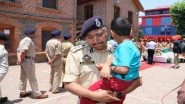 Anantnag Terror Attack: Srinagar SSP Gives Teary-Eyed Farewell to Jammu And Kashmir Cop Arshad Khan, Carries Martyrs Son in His Arms
