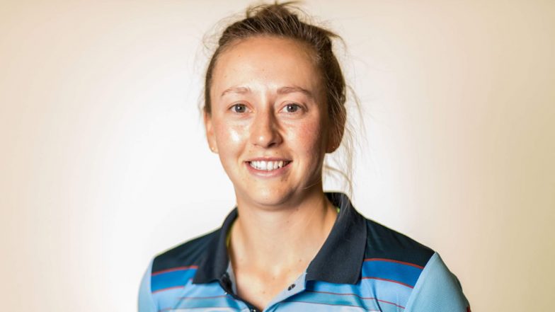 Fran Wilson Takes a Brilliant Catch During England vs West Indies Women's Match During ENG vs WI ODI Series 2019; Watch Viral Video