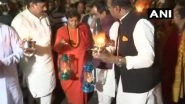 Madhya Pradesh: Pragya Singh Thakur, BJP Workers Protest Carrying Candles and Lanterns Against Recurrent Power Cuts; See Pics