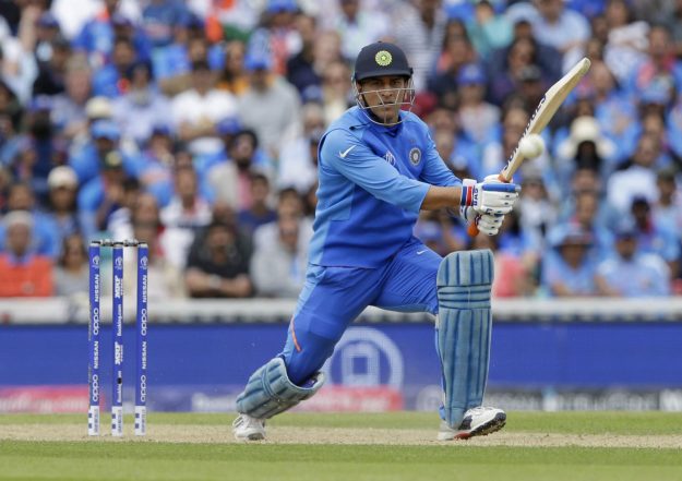 MS Dhoni to Surpass Rahul Dravid to Achieve This Elite Record 