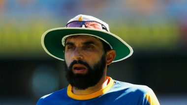 PAK vs AUS Test: Coach Misbah-ul-Haq Backs Pakistan Rookie Pacer Naseem Shah to Come Good in Australia