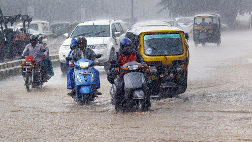 Pune Rains: Heavy Rains Drench Maharashtra Tech Capital, City Receives 43 MM Rain in 3 Hours on Friday