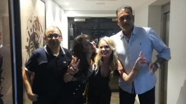 Ravi Shastri Trolled for Posing With Two Women! Pakistan Team Fan Takes a Dig at Indian Coach on Twitter (See Pic)