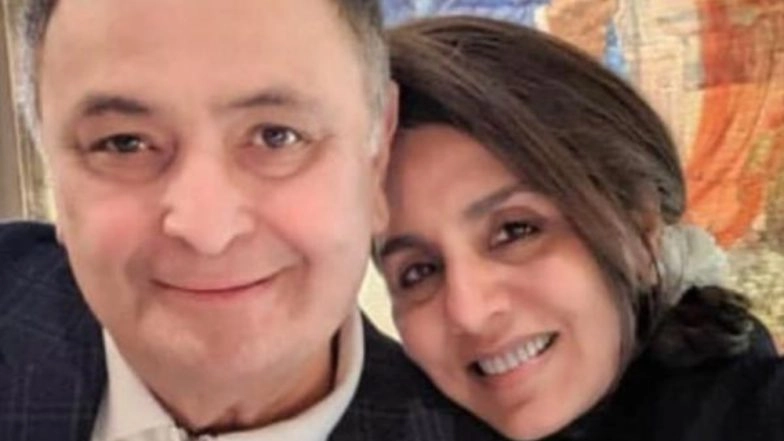 Rishi Kapoor Is 'Feeling Good', Plans To Return To India By The End Of August