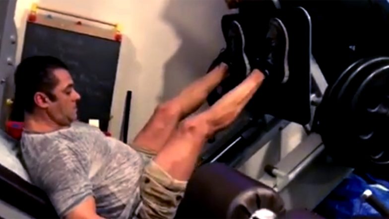 Salman Khan Shows How to Be &lsquo;Strong&rsquo; and &lsquo;Flexible&rsquo;, Treats Fans With His Workout Videos