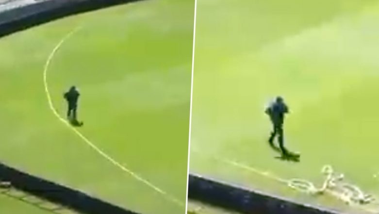 Pakistan Skipper Sarfaraz Ahmed’s Video of Running Alone at Lord’s Stadium Goes Viral