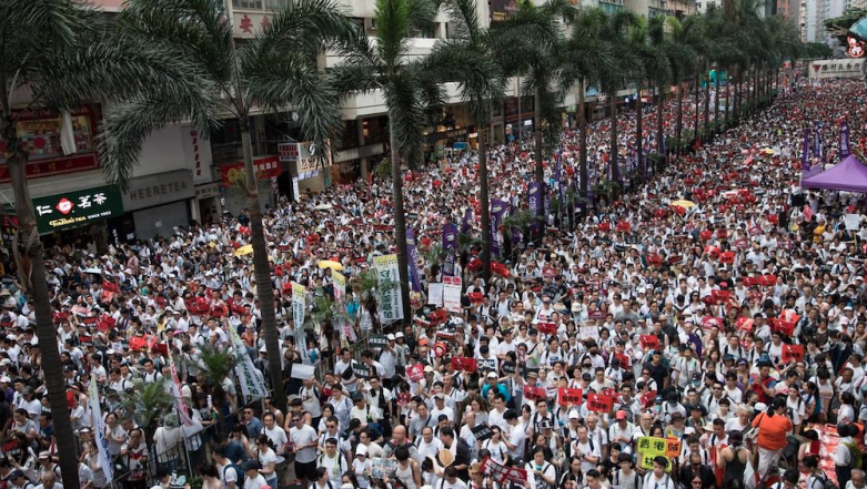 Hong Kong Protests: Two Million Descend Onto The City’s Streets | 📹 ...