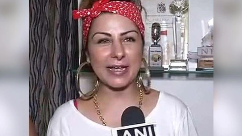 Hard Kaur Faces FIR For Comments Against UP CM Yogi Adityanath and RSS Chief Mohan Bhagwat