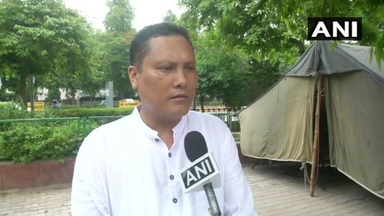 TMC Faces Desertion in West Bengal, MLA Wilson Champramary Joins List of Legislators Jumping to BJP