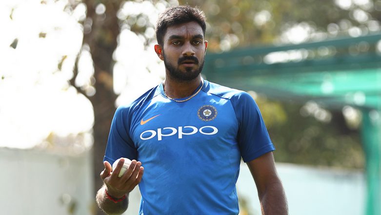 Vijay Shankar Injured by Jasprit Bumrah Yorker in ICC CWC 2019 Practice Session