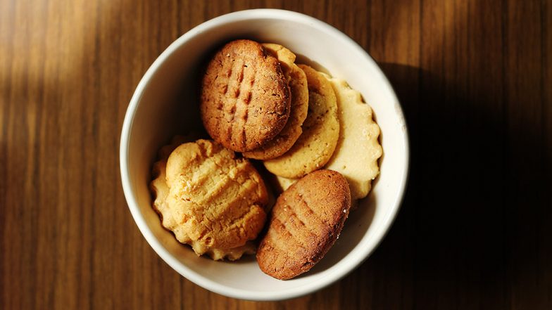 No Biscuits and Cookies, Officials to Get Only Healthy Snacks Like Almonds, Dates, Walnuts During Meetings: Health Ministry