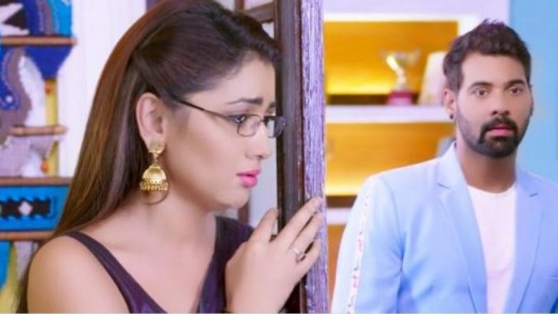 Kumkum Bhagya October 4, 2019 Written Update Full Episode: Pragya Comes to The Police Station to Bail Rishi, Abhi Thrashes Him For Misbehaving With Priyanka