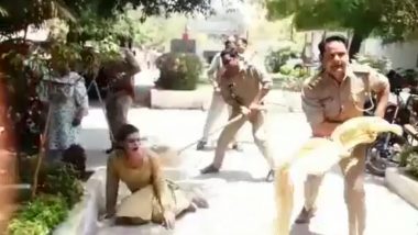 Uttar Pradesh Shocker: Meerut Cops Lathicharge Transgenders 'Mercilessly' Inside Police Station Premise Over Allegations of Asking Gifts