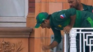 Sarfaraz Ahmed, Dangling From the Balcony of Lord’s Cricket Ground, Evokes Hilarious Memes Ahead of PAK vs NZ, CWC 2019 Match