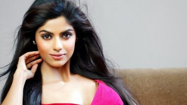 'Naaginn' Star Sayantani Ghosh On Snakes, Style Statements and Shopping! Watch Video!