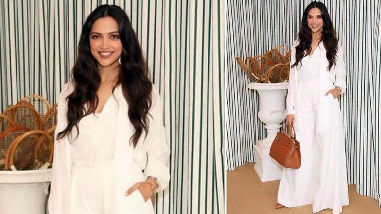 Wimbledon 2019: Deepika Padukone Attends the Final Match Between Roger Federer and Novak Djokovic With Her Sister Anisha Padukone Wimbledon 2019: Deepika Padukone Attends the Final Match Between Roger Federer and Novak Djokovic With Her Sister Anisha Padukone