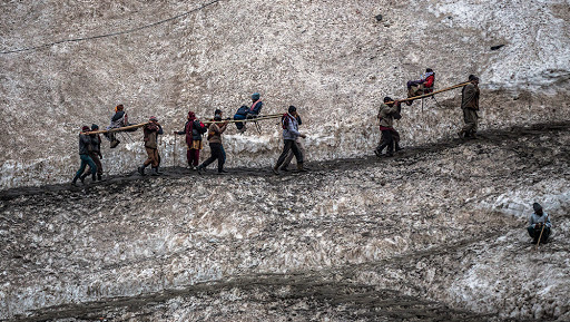 Amarnath Yatra 2019: 4417 Pilgrims Begin Journey From Baltal And Pahalgam Amid Tight Security