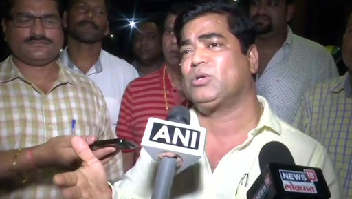 Political Turmoil in Goa After Karnataka; 10 Out 15 Congress MLAs Resign, Show Support For BJP