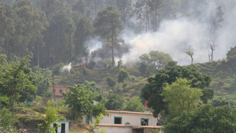 Jammu And Kashmir: Pakistan Violates Ceasefire, Resorts to Mortar Shelling in Poonch And Rajouri; Indian Army Retaliates