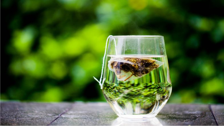 Consuming Green Tea With Cocoa-Rich Diet Can Help Boost Survival Among the Elderly