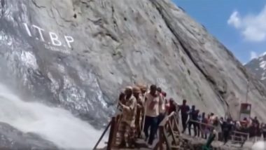 ITBP Personnel Form Human Wall to Protect Amarnath Pilgrims in Baltal
