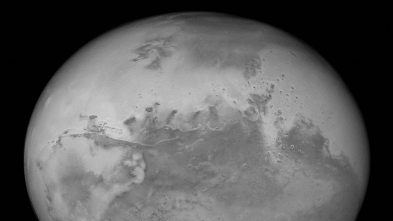 Frozen Earth-Like Planets Could Support Life: Study