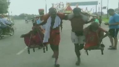 Kanwar Yatra 2019: Four Brothers Carrying Parents on Their Shoulders Reach Shamli After Covering 130 Km