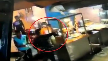 Delhi Horror: Man Armed With Sharp Weapon Vandalises Shops in Welcome Area, Watch Video