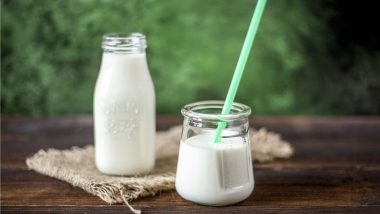 National Milk Day 2019: Should You Drink Milk On An Empty Stomach? All Your Queries about the Best Time to Consume Dairy Answered