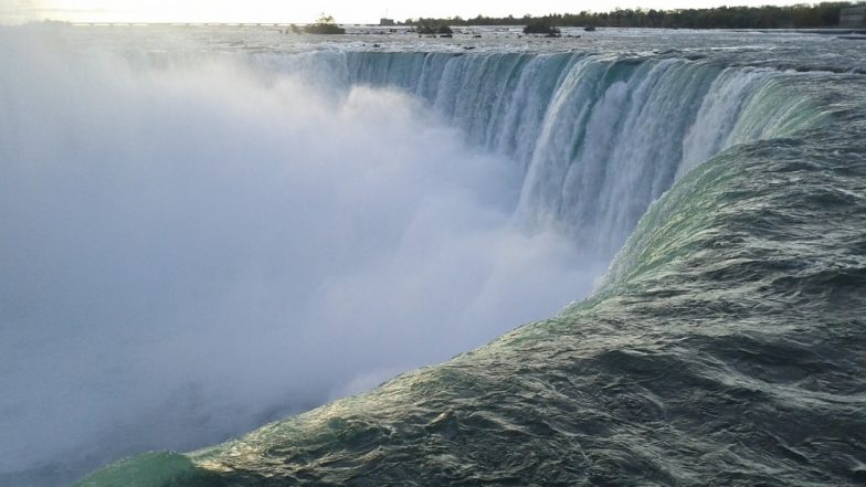 Canadian Man Swept Over by Niagara Waterfalls Survives Miraculously!