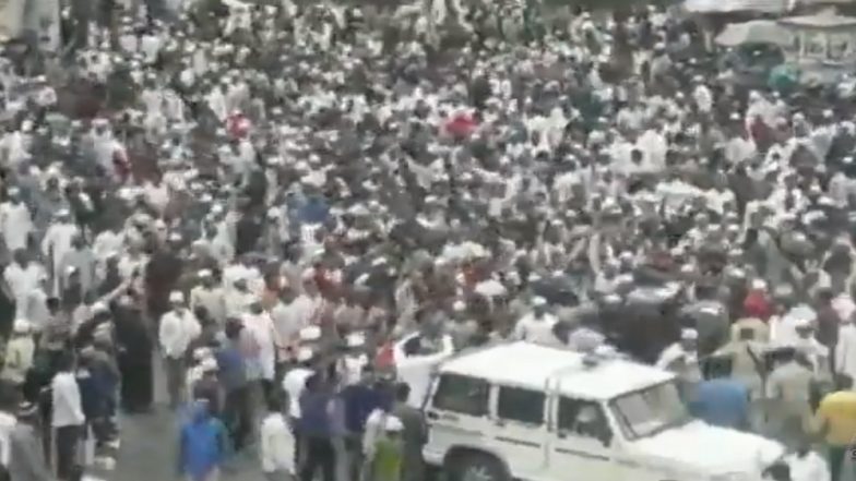 Surat: Clash Breaks Out After Police Stop Rally Against Mob Lynching in Nanpura Area, Section 144 Imposed