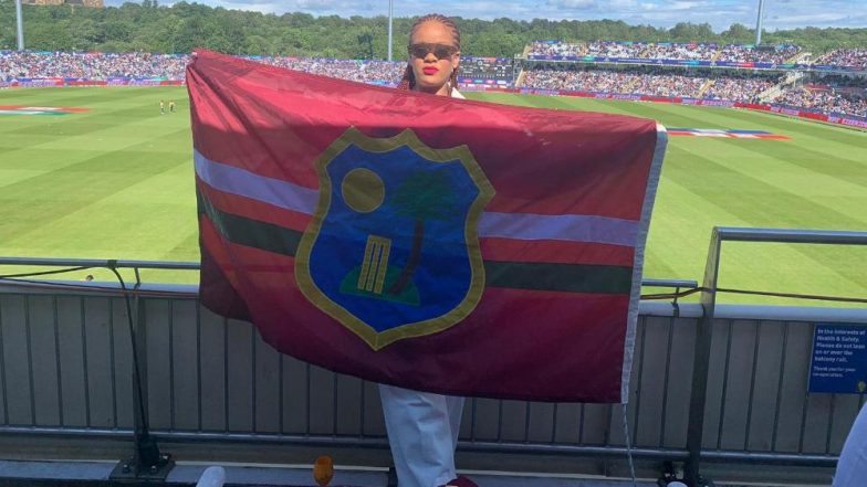 When Rihanna Met Chris Gayle During West Indies' Match Against Sri Lanka, 'Universe Boss' Gifted Pop Singer a Signed Bat